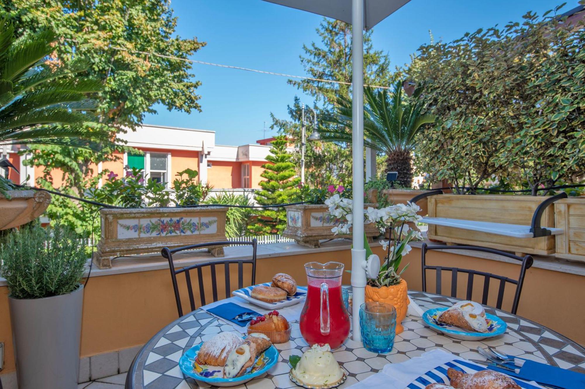 Bed and Breakfast Relais Sorrento Terrace And Relax Zewnętrze zdjęcie